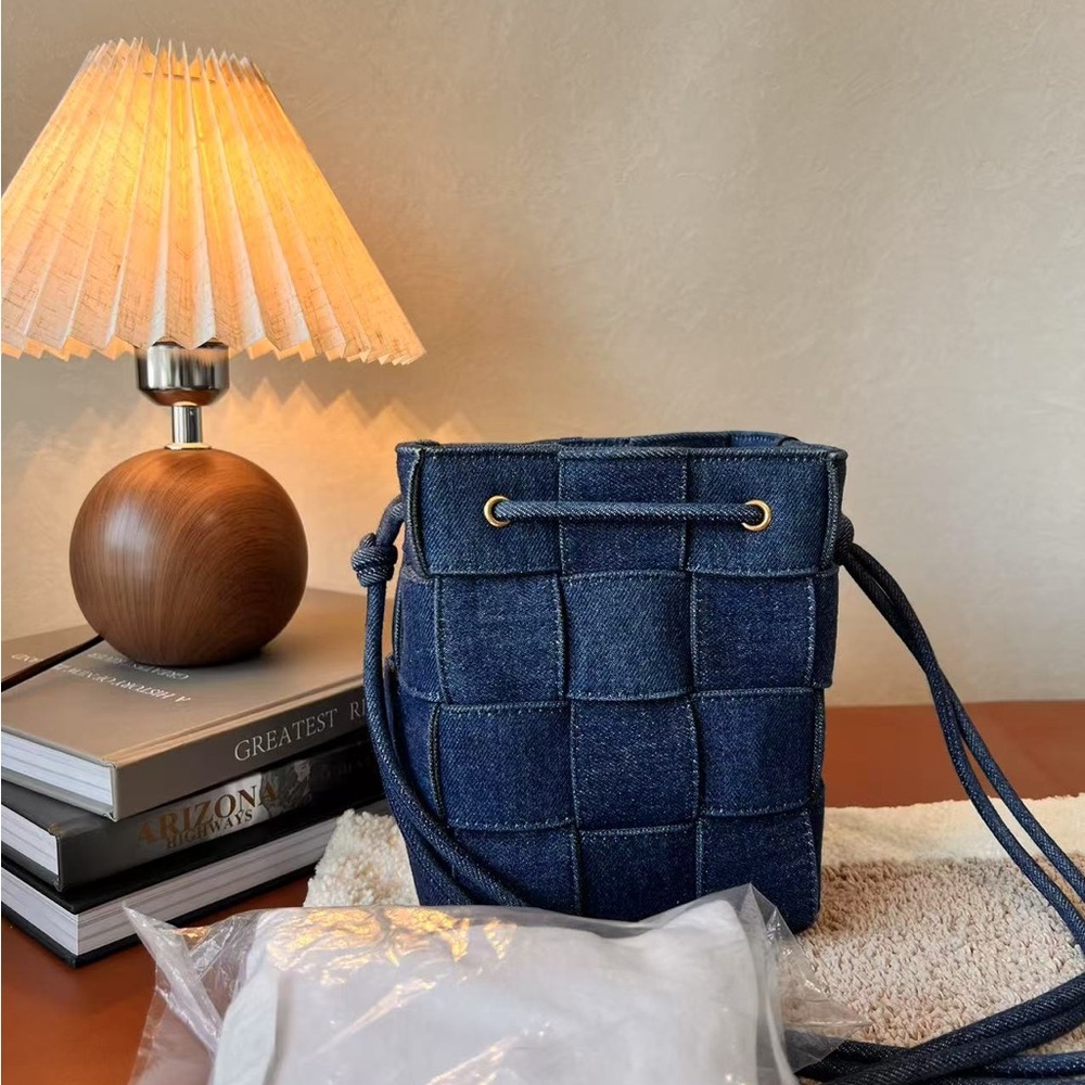 BV denim bag, in pristine condition, size-14*14*19